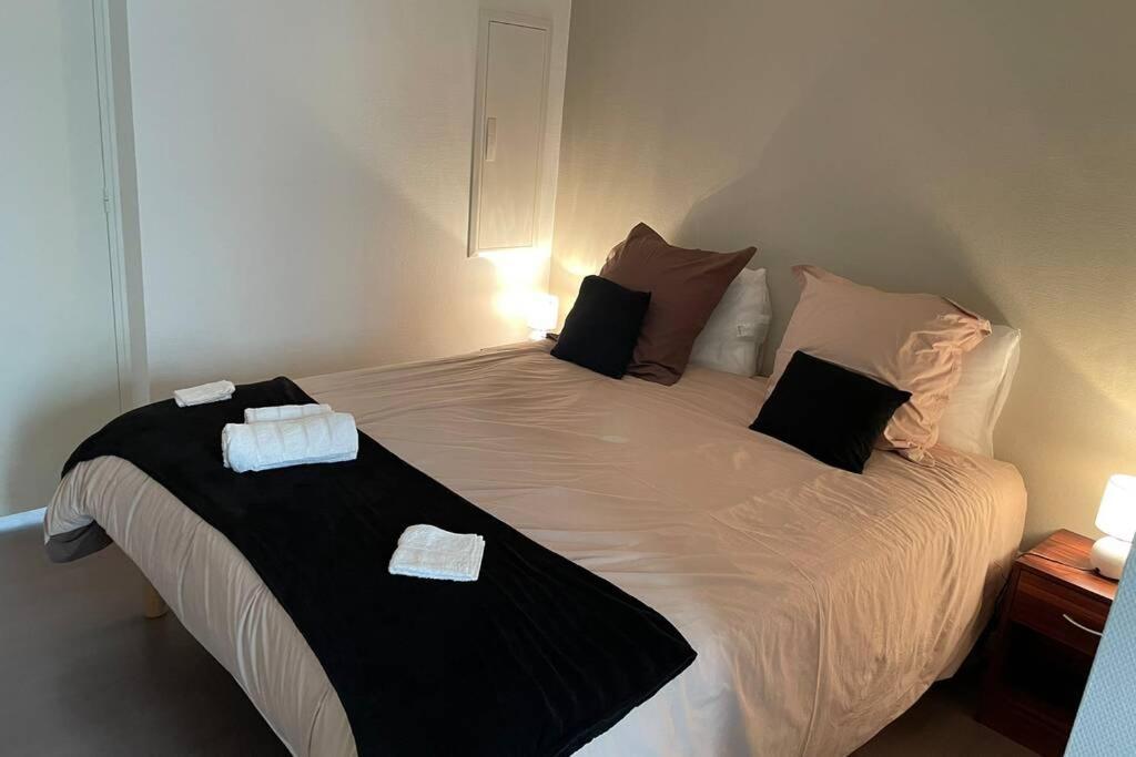 Logement Entier 33 M2 A Pau Exterior foto